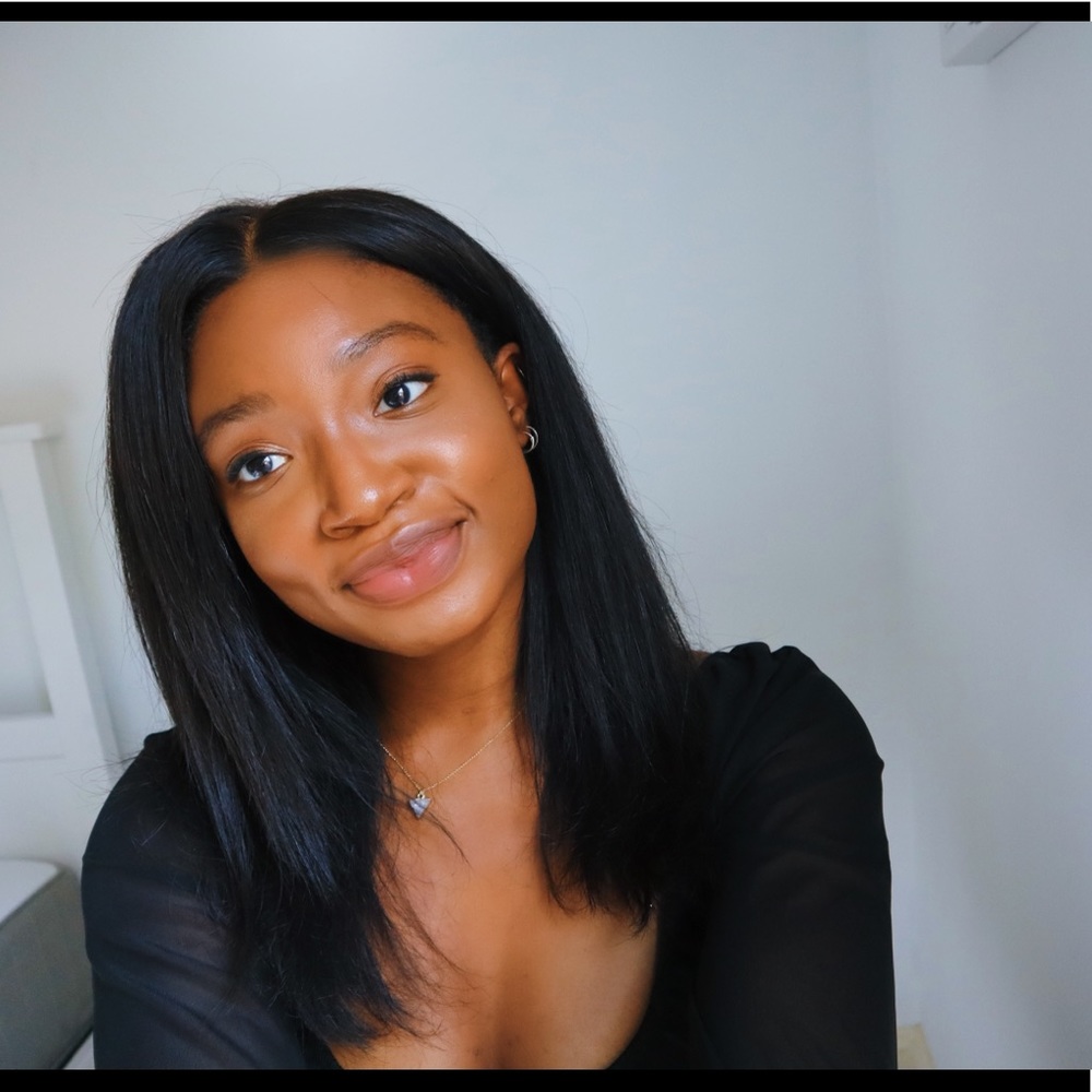 Meet your Posher, Naomi